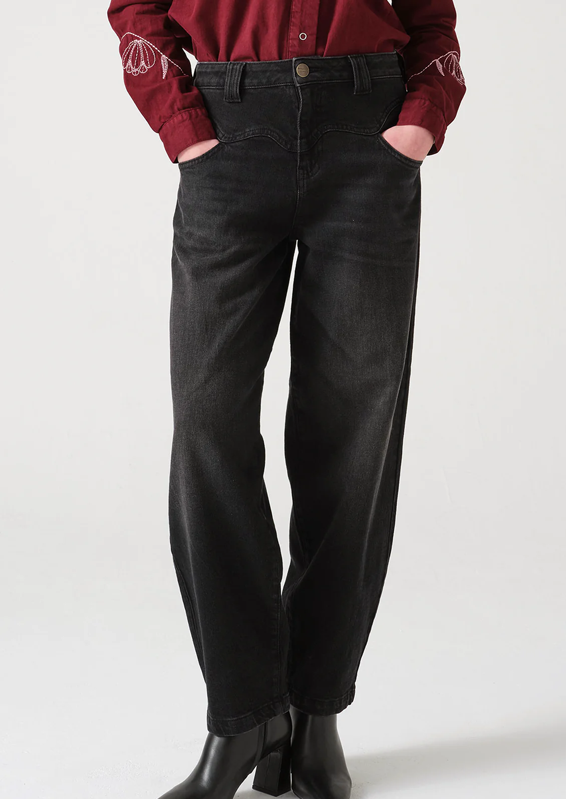 Mia Barrel Leg Jean - Image 3