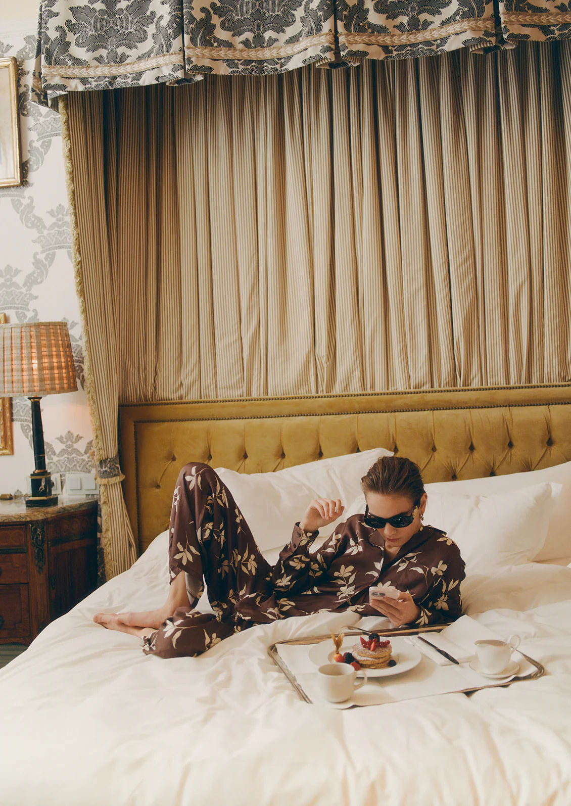 Midtown Pant in Petal Bloom - Image 4